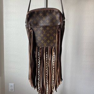 Vintage Boho Bag Louis Vuitton Monogram Brown Crossbody Bag with Blonde Fringe